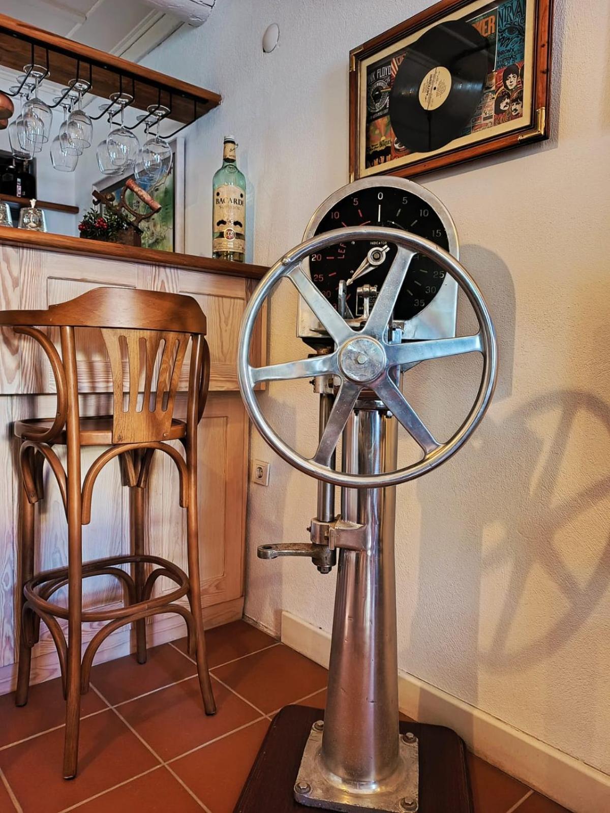 Berlin'S Guest House 울라 외부 사진